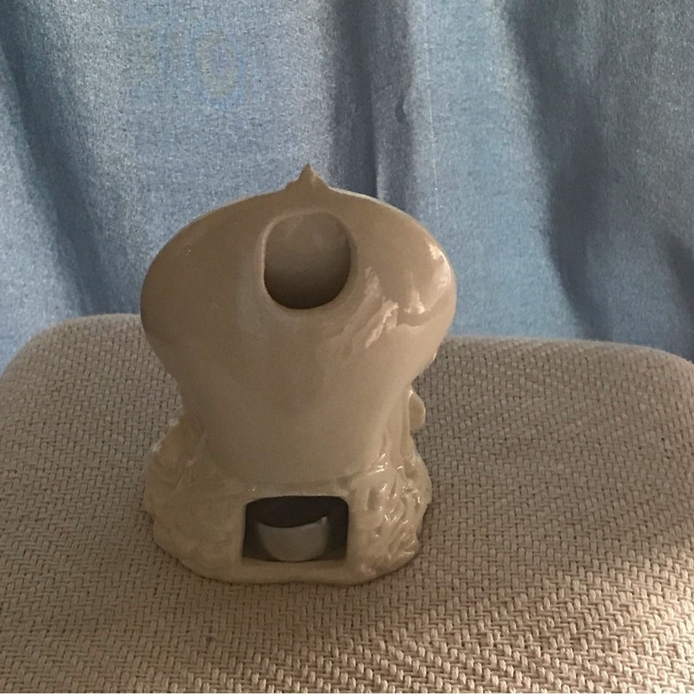 Jade Nativity Tea Light - Picture 4 of 4